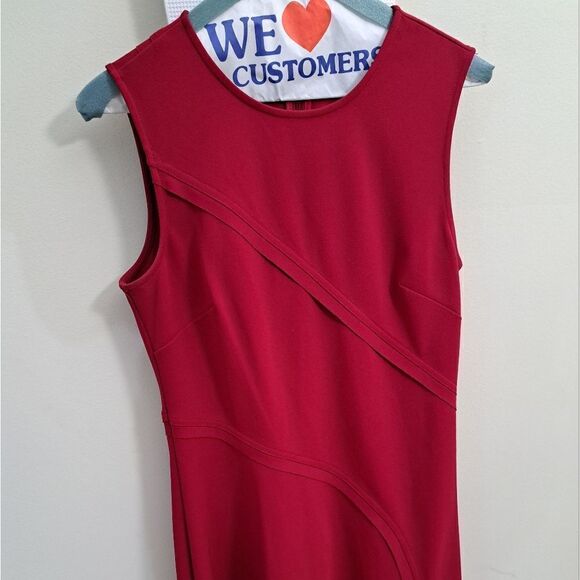 DKNY   - Picture 10 of 16